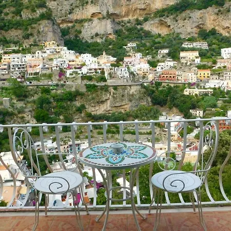 Villaverde Couette-café Positano